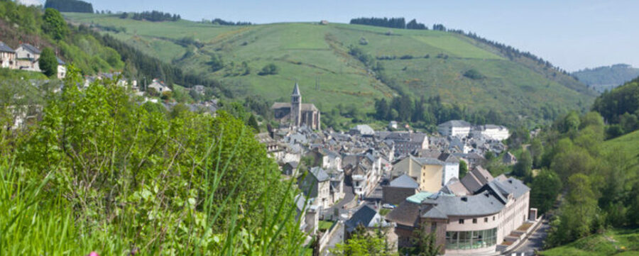 Le village de Chaudes-Aigues